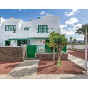 Vacation Apartment 'Real' with Private Terrace Shared Garden and Wi-Fi