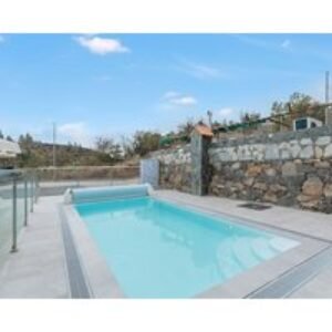 Vacation Home 'Vivienda 2' with Mountain View Shared Pool and Shared Terrace